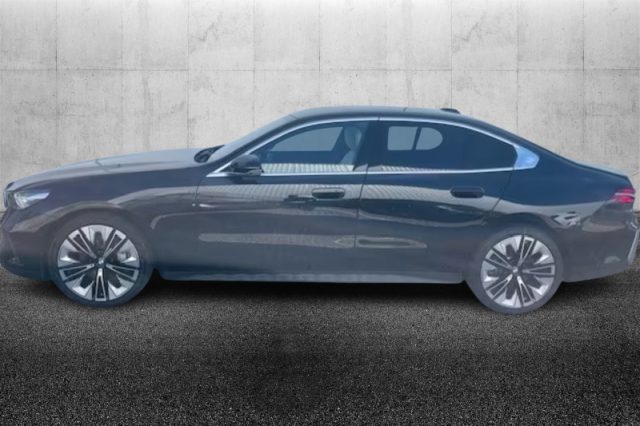 BMW 540 d 48V xDrive - foto 2 di 8