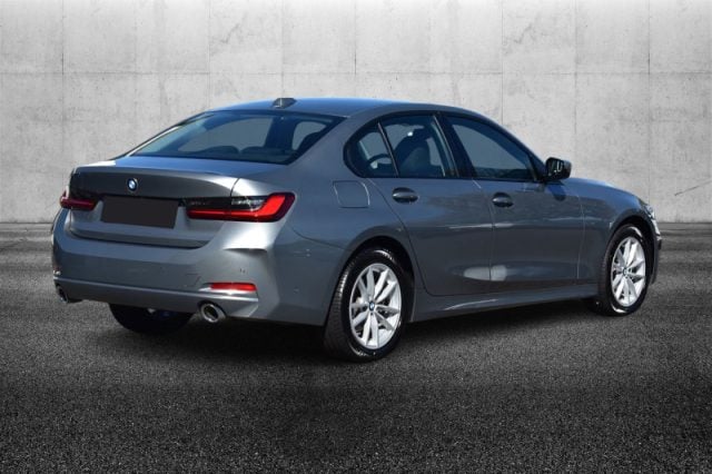BMW 320 d 48V xDrive - foto 2 di 4