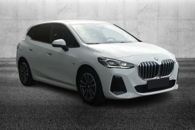 BMW 220 d 48V Active Tourer Msport - foto 2 di 4