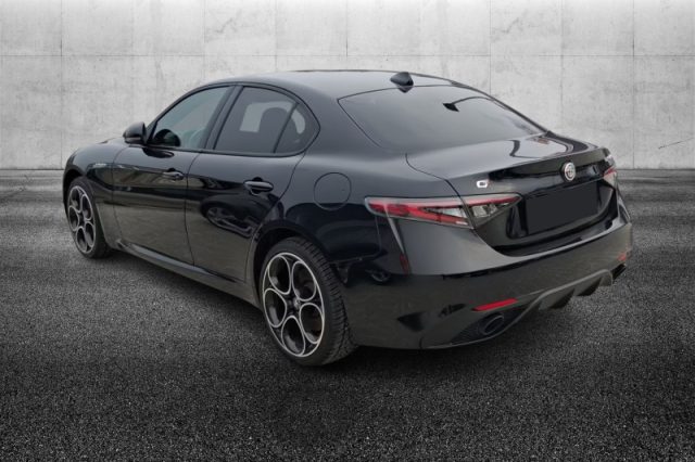 Alfa Romeo Giulia 2.0 Turbo 280 CV AT8 AWD Q4 Veloce - foto 3 di 4
