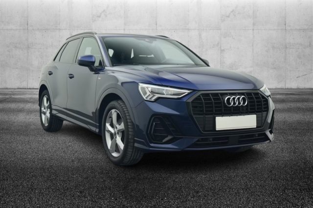 Audi Q3 35 TDI S tronic S line edition - foto 2 di 4