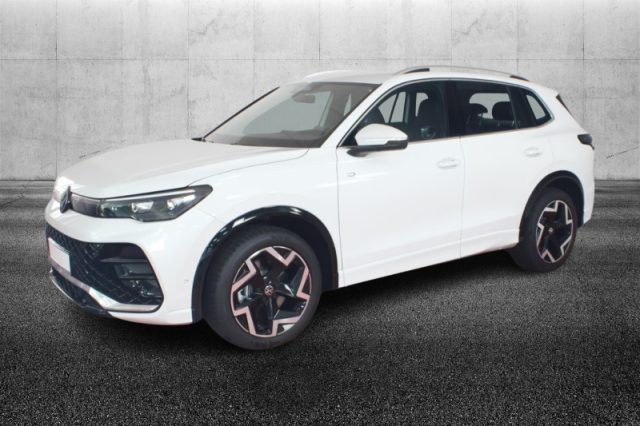 Volkswagen Tiguan 2.0 TDI 150 CV DSG R-Line - foto 2 di 4