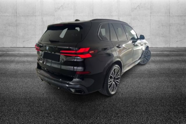 BMW X5 xDrive30d 48V Msport - foto 2 di 4
