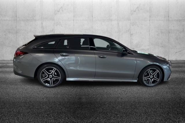 Mercedes-Benz CLA 200 Automatic Shooting Brake AMG Line Advanced Plus - foto 4 di 4