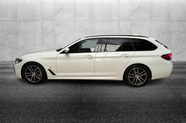 BMW 520 d 48V Touring Msport - foto 4 di 4