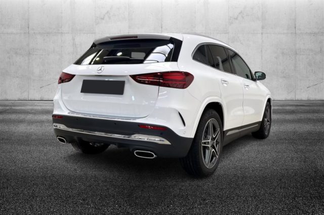 Mercedes-Benz GLA 200 d Automatic AMG Line Advanced Plus - foto 3 di 4