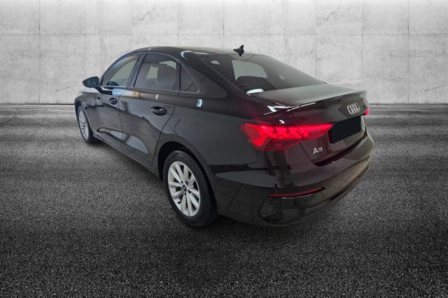 Audi A3 Sedan 30 TDI S tronic - foto 3 di 4