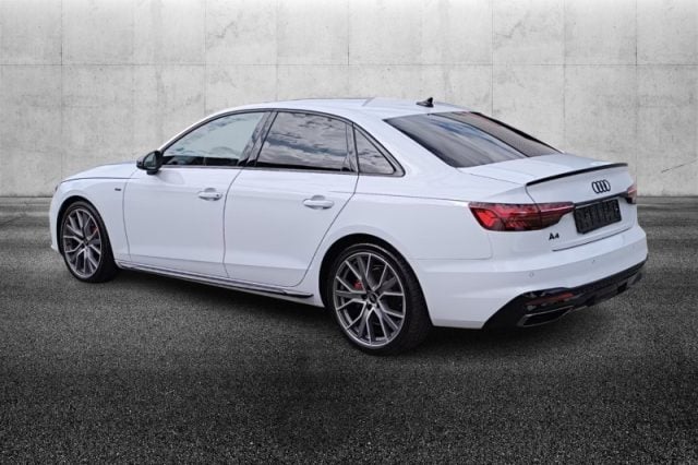 Audi A4 40 TDI S tronic S line edition - foto 4 di 4