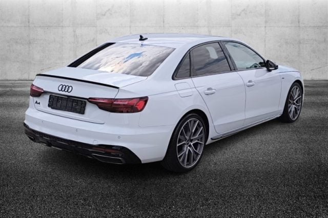 Audi A4 40 TDI S tronic S line edition - foto 3 di 4