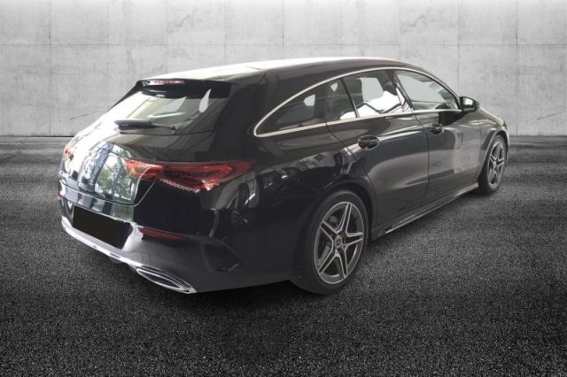 Mercedes-Benz CLA 180 Automatic Shooting Brake AMG Line Advanced Plus - foto 2 di 4