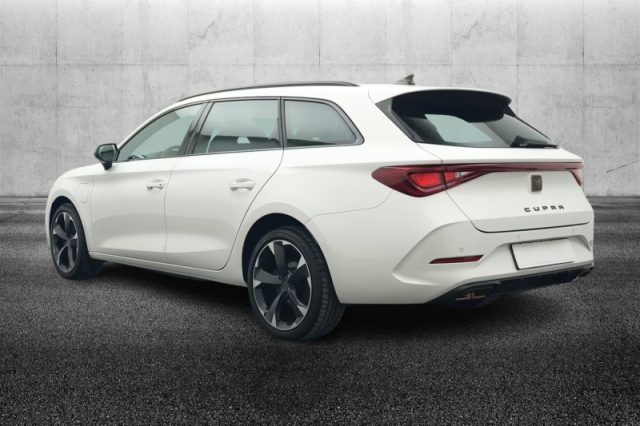 CUPRA Leon Sportstourer 1.4 e-HYBRID 204 CV DSG - foto 3 di 4