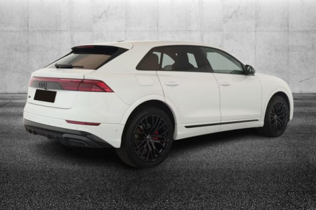 Audi Q8 SUV 50 TDI 286 CV quattro tiptronic S line editio - foto 2 di 4