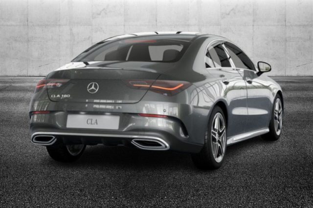 Mercedes-Benz CLA 180 Automatic AMG Line Advanced Plus - foto 3 di 4