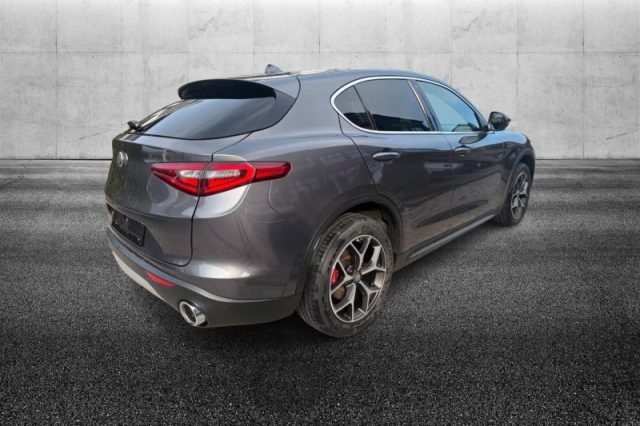 Alfa Romeo Stelvio 2.0 Turbo 200 CV AT8 Q4 Super - foto 3 di 4