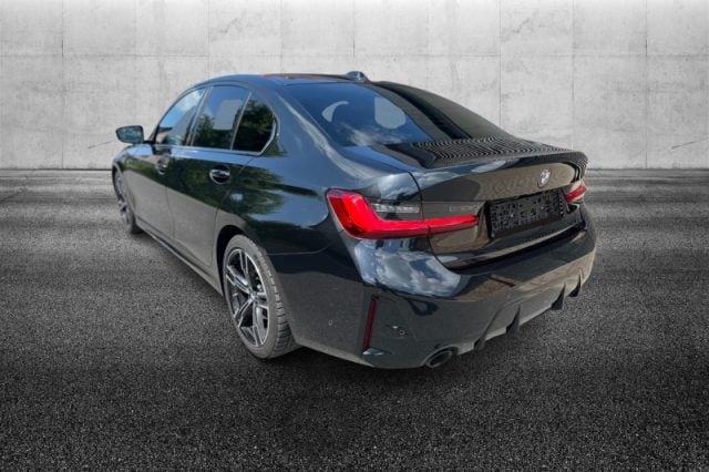 BMW 318 d 48V Msport - foto 3 di 8