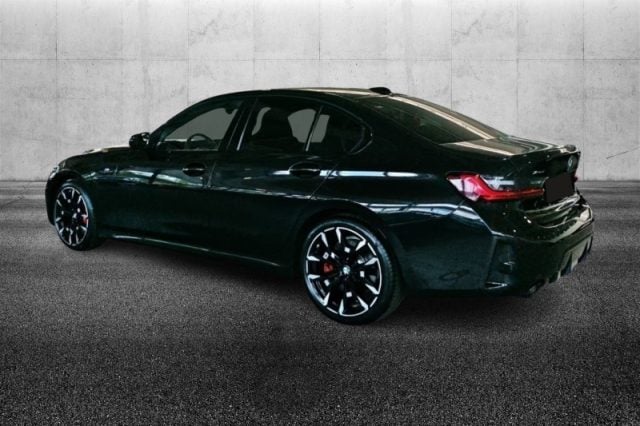 BMW 330 i xDrive Msport Pro - foto 2 di 4