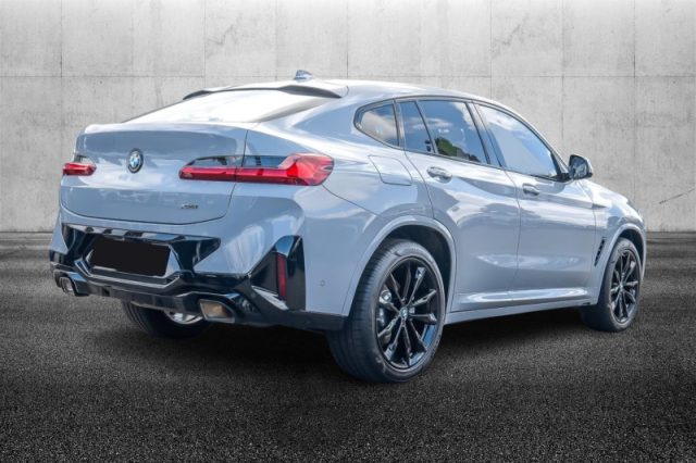 BMW X4 xDrive30i 48V Msport - foto 3 di 4