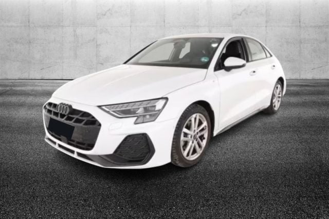 Audi A3 Sedan TFSI 110 kW S tronic S line edition semestrale a PIEVE DI CENTO