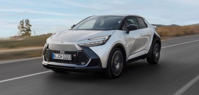 Toyota C-HR 2.0 PHEV Lounge Hero - foto 2 di 4