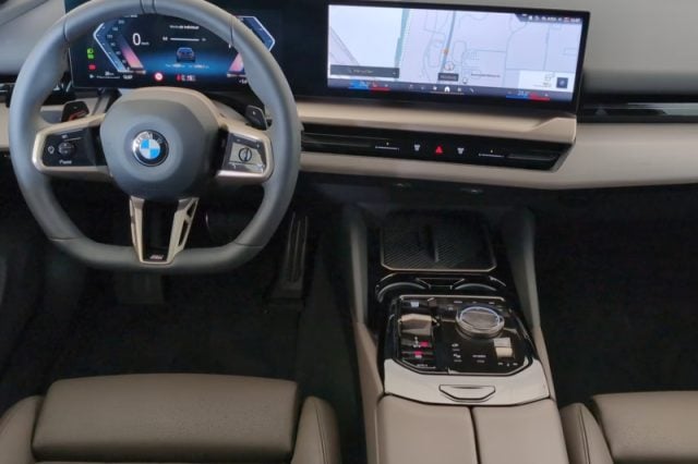 BMW 520 d 48V sDrive Touring Msport - foto 4 di 4