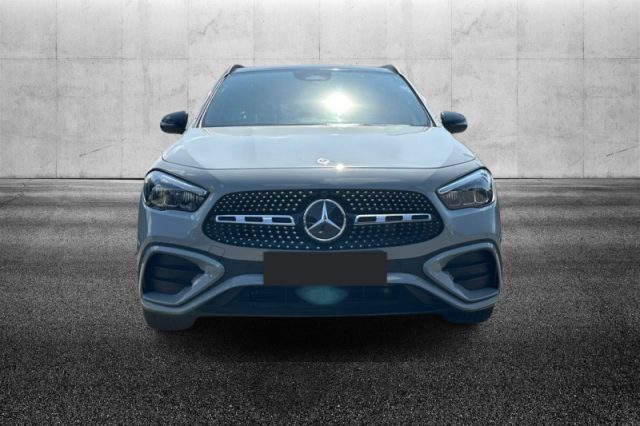 Mercedes-Benz GLA 200 d Automatic AMG Line Premium - foto 4 di 4