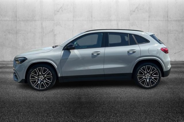 Mercedes-Benz GLA 200 d Automatic AMG Line Premium - foto 3 di 4