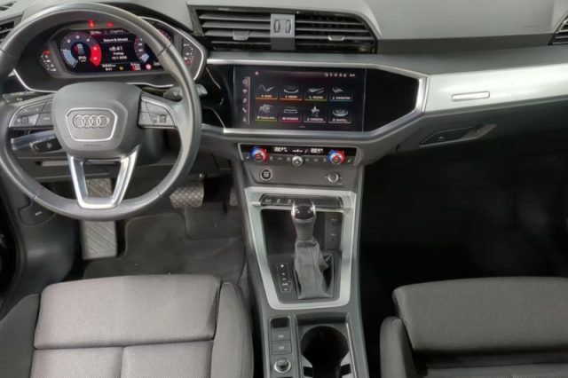Audi Q3 35 TDI quattro S tronic S line edition - foto 4 di 4