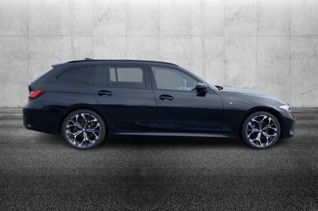 BMW 340 M d 48V xDrive Touring Serie 3(G20/1-80/1) - foto 3 di 8