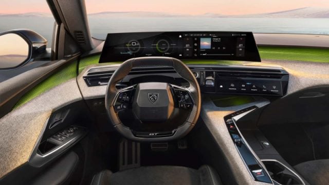 Peugeot 5008 Hybrid 145 e-DCS6 GT Exclusive nuovo a PIEVE DI CENTO