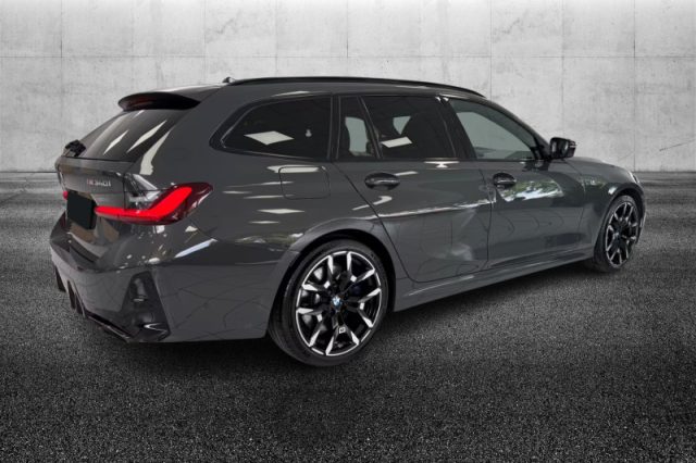 BMW 340 M i 48V xDrive Touring Serie 3(G20/1-80/1) - foto 3 di 4