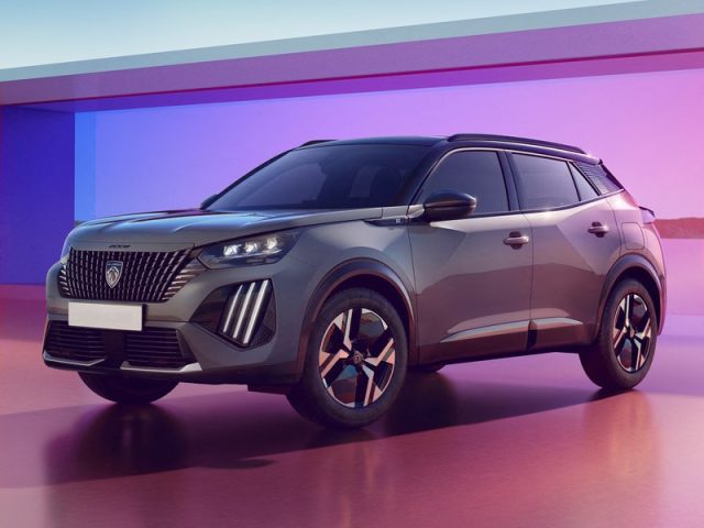 Peugeot 2008 Hybrid 110 e-DCS6 Style nuovo a PIEVE DI CENTO