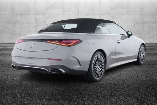 Mercedes-Benz CLE 220 d Cabrio AMG Line Advanced Plus - foto 2 di 4
