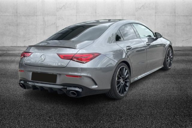 Mercedes-Benz CLA 35 AMG 4Matic - foto 3 di 4