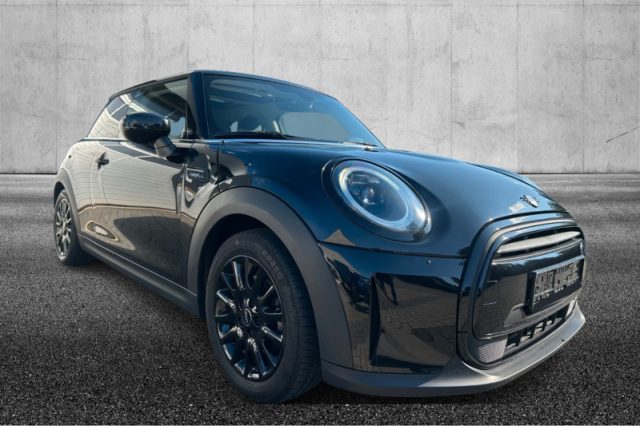 MINI Cooper 1.5 Cooper Camden Edition usato a PIEVE DI CENTO