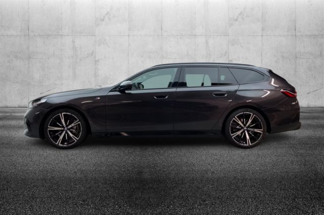 BMW 540 d 48V xDrive Touring Msport - foto 3 di 4
