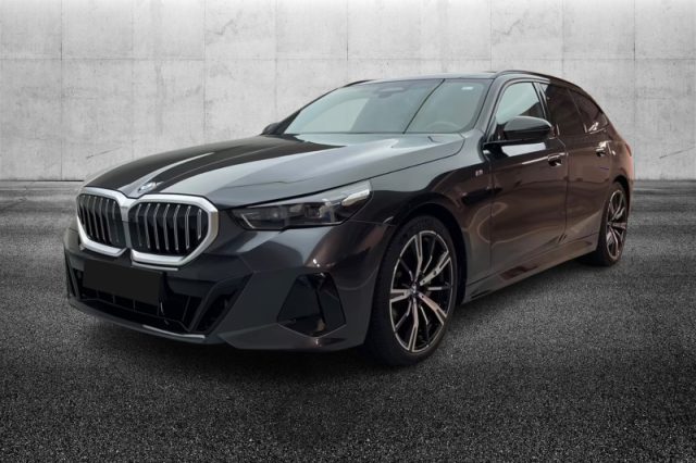 BMW 540 d 48V xDrive Touring Msport semestrale a PIEVE DI CENTO