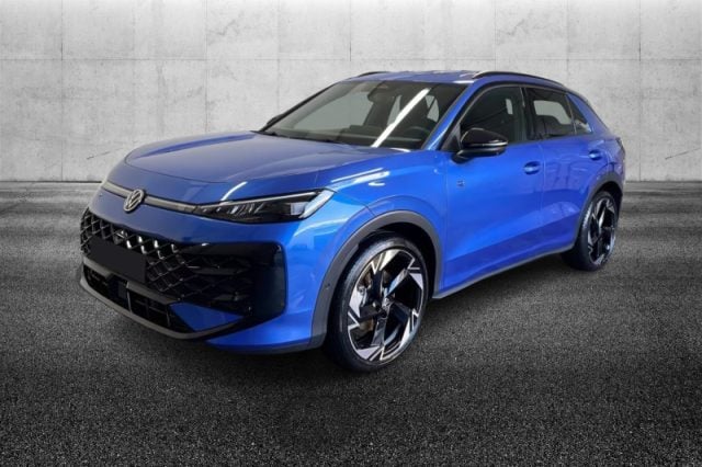 Volkswagen T-Roc 1.5 eTSI ACT 150 CV DSG R-Line semestrale a PIEVE DI CENTO