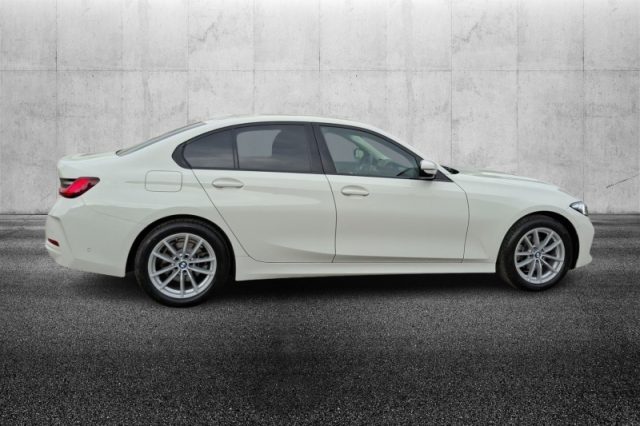 BMW 318 d 48V - foto 4 di 4