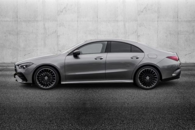 Mercedes-Benz CLA 200 Automatic AMG Line Advanced Plus - foto 3 di 4
