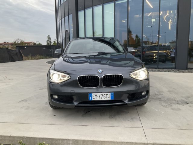 BMW 120 d xDrive 5p. Unique - foto 4 di 4