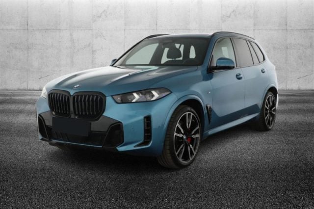 BMW X5 xDrive30d 48V Msport Pro semestrale a PIEVE DI CENTO