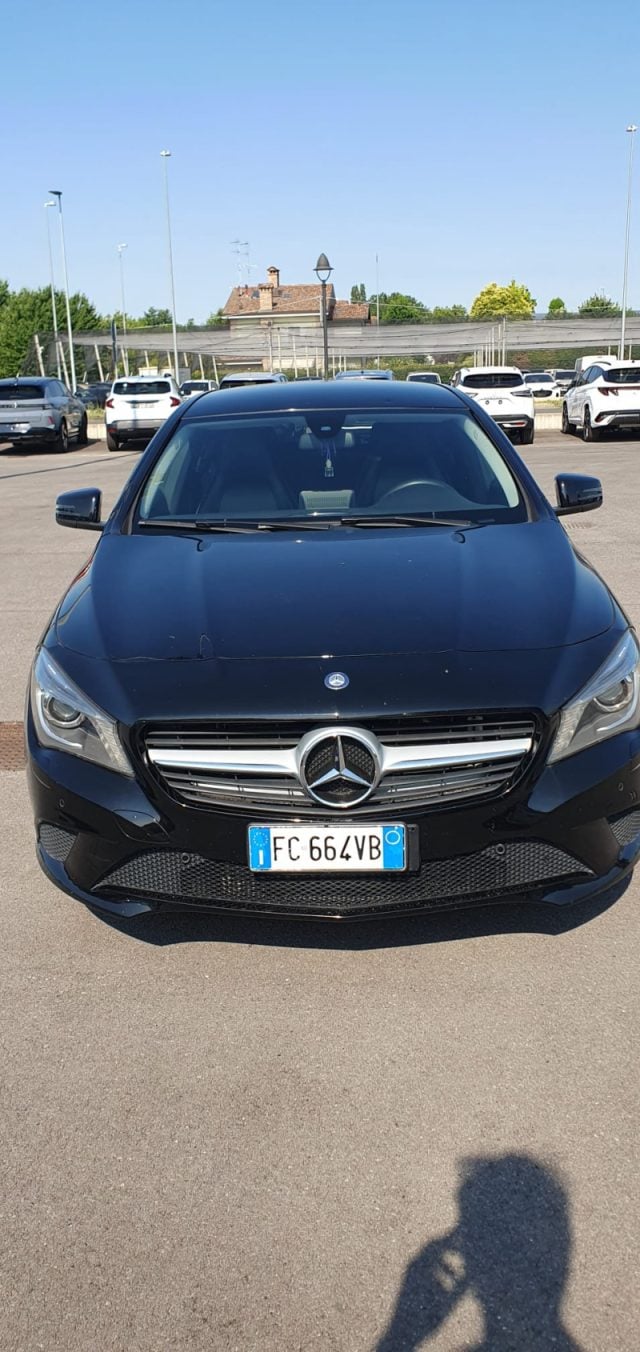 Mercedes-Benz CLA 180 d S.W. Automatic Business usato a PIEVE DI CENTO