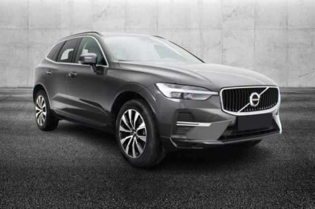 Volvo XC60 B4 (d) automatico Core - foto 2 di 4