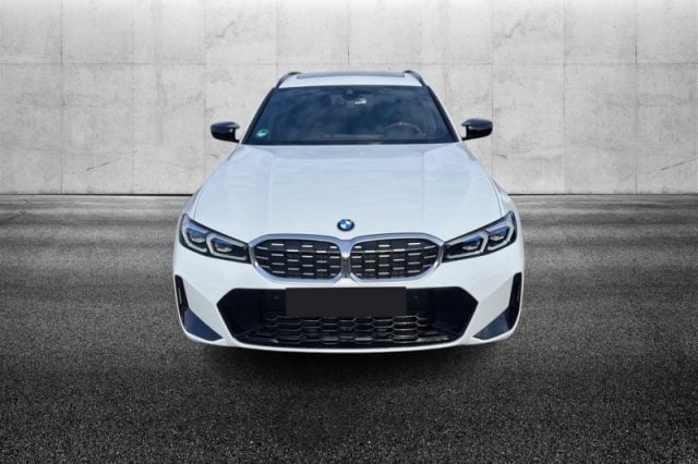 BMW 340 M d 48V xDrive Touring Serie 3(G20/1-80/1) - foto 4 di 4