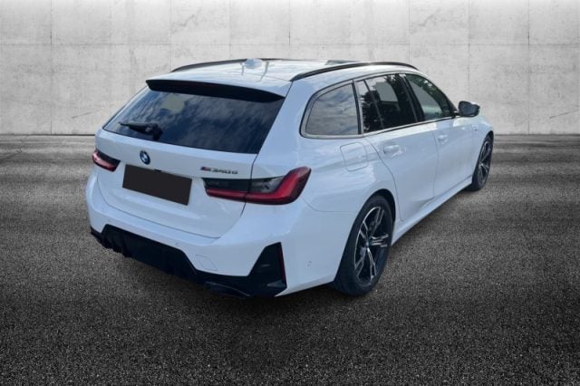 BMW 340 M d 48V xDrive Touring Serie 3(G20/1-80/1) - foto 2 di 4