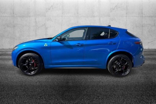 Alfa Romeo Stelvio 2.9 Bi-Turbo V6 520 CV AT8 Q4 Quadrifoglio - foto 4 di 4