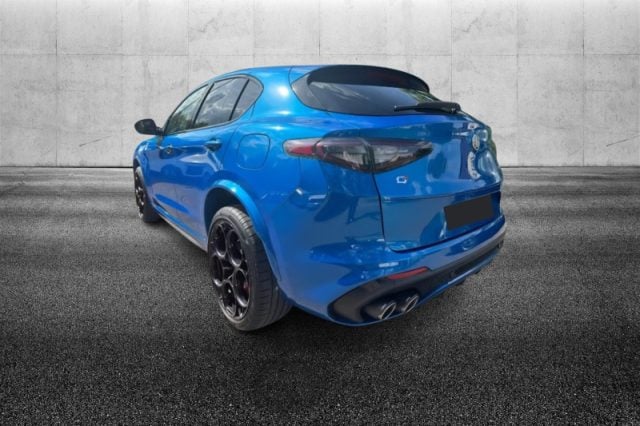 Alfa Romeo Stelvio 2.9 Bi-Turbo V6 520 CV AT8 Q4 Quadrifoglio - foto 3 di 4
