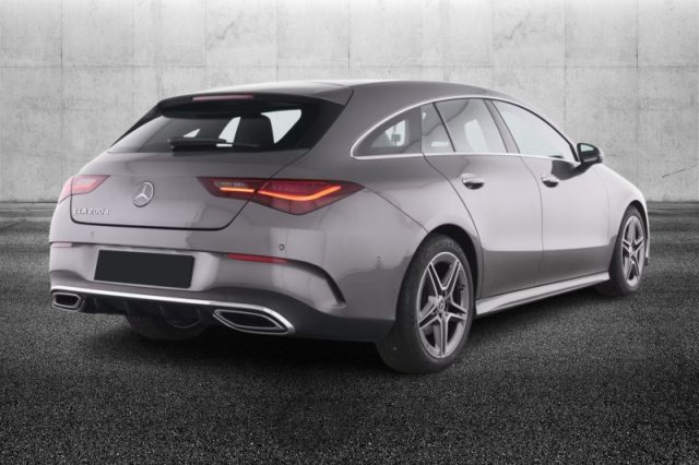 Mercedes-Benz CLA 200 d Automatic Shooting Brake AMG Line Premium - foto 2 di 4