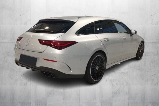 Mercedes-Benz CLA 200 d Automatic Shooting Brake AMG Line Premium - foto 2 di 4