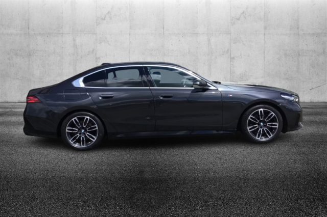 BMW 520 d 48V sDrive Msport - foto 3 di 4